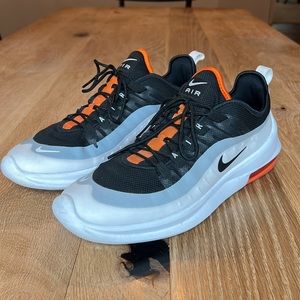 Nike Air Max Axis - Men’s 10.5